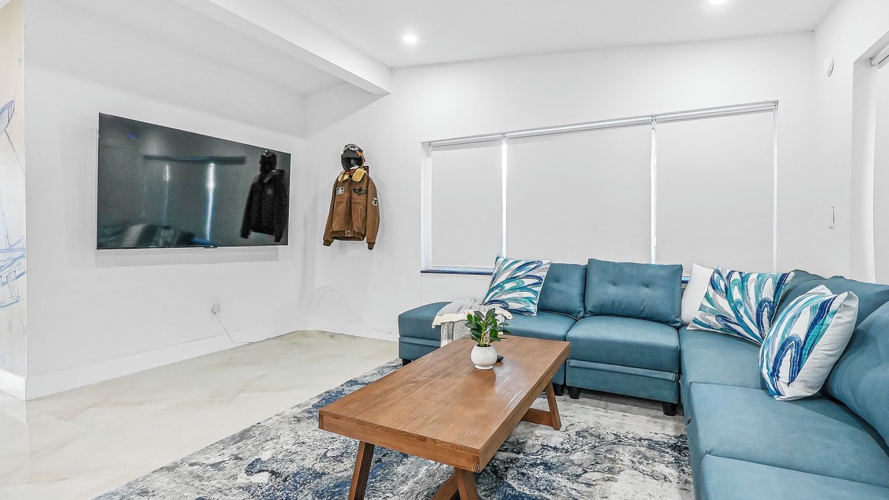 Photo of Livingroom in Riverland Village
