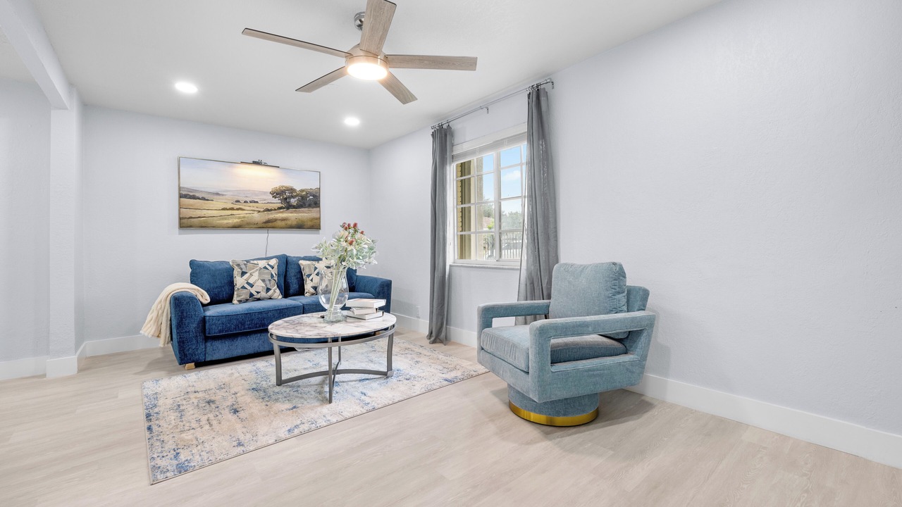 Photo of Bedroom in Hollywood