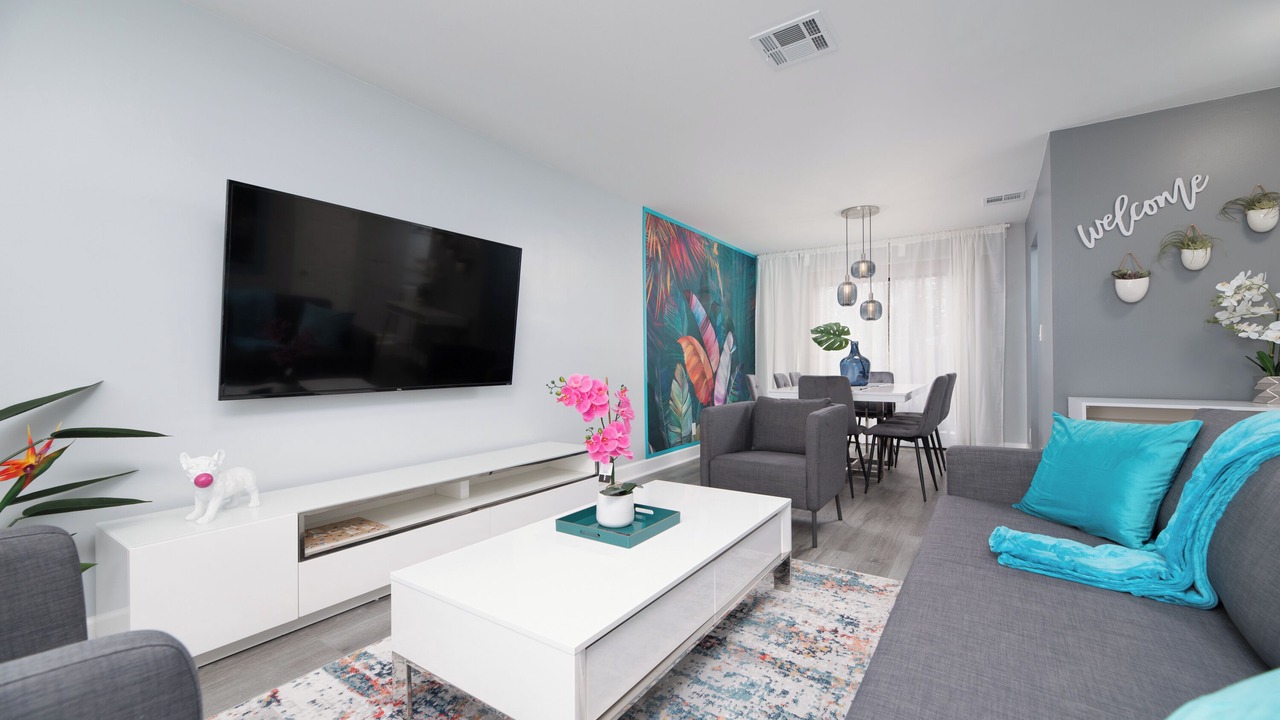 Photo of Livingroom in Sunrise