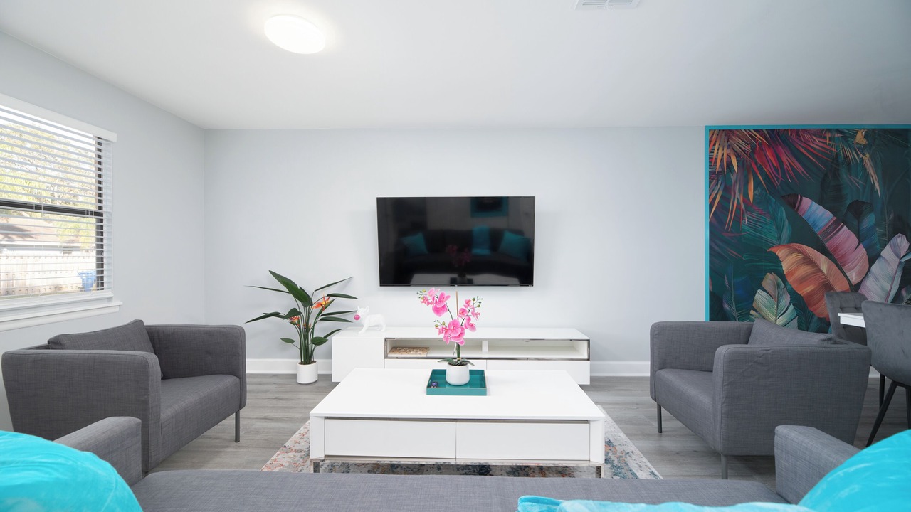 Photo of Livingroom in Sunrise