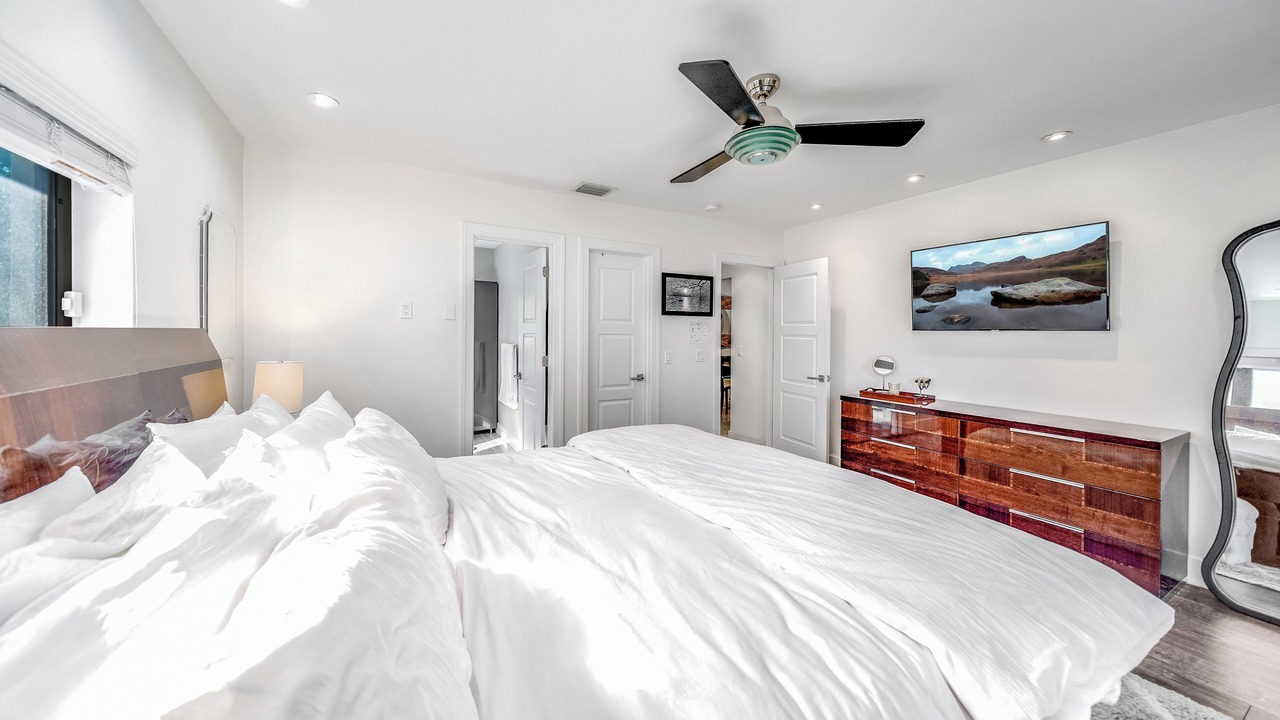 Photo of Bedroom in Coral Ridge
