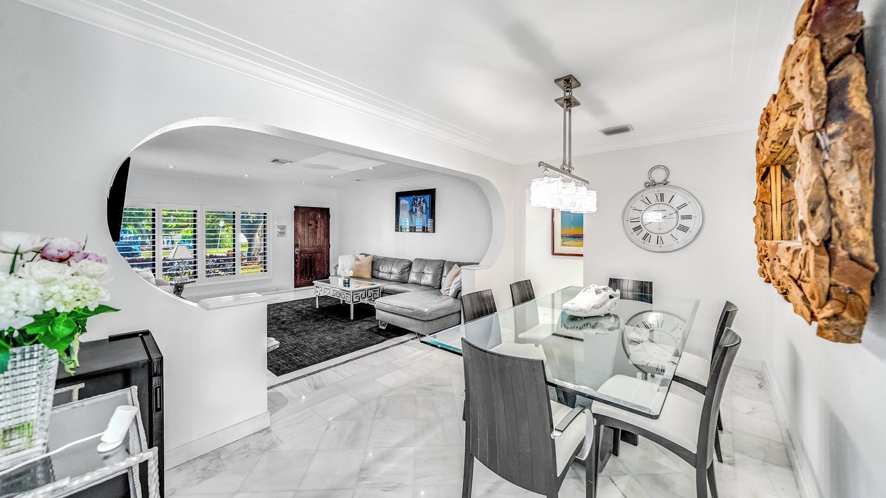 Photo of Livingroom in Coral Ridge