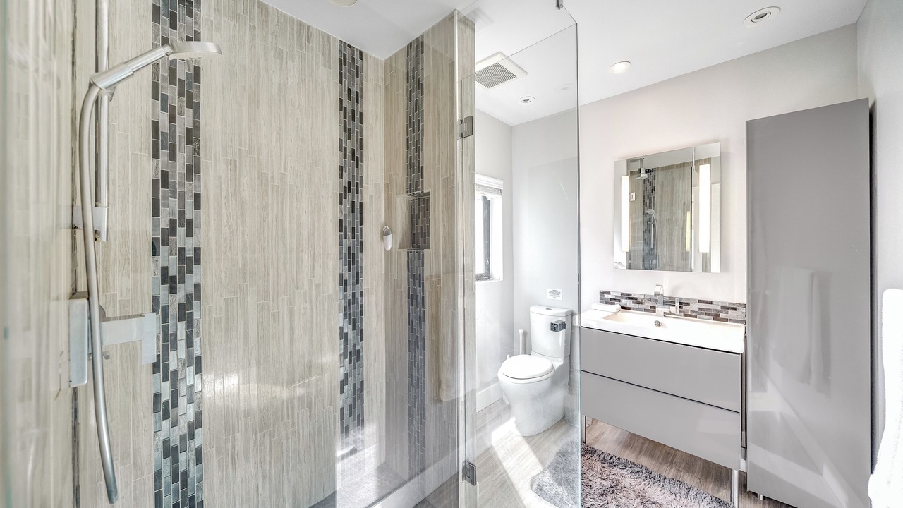 Photo of Bathroom in Coral Ridge
