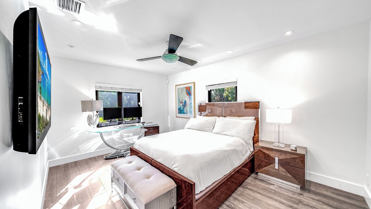 Photo of Bedroom in Coral Ridge