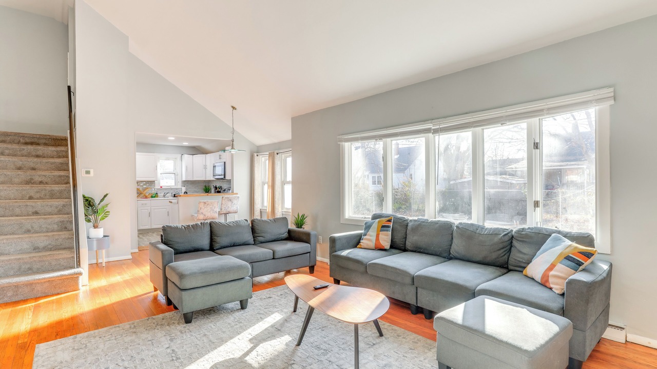 Photo of Livingroom in Newark
