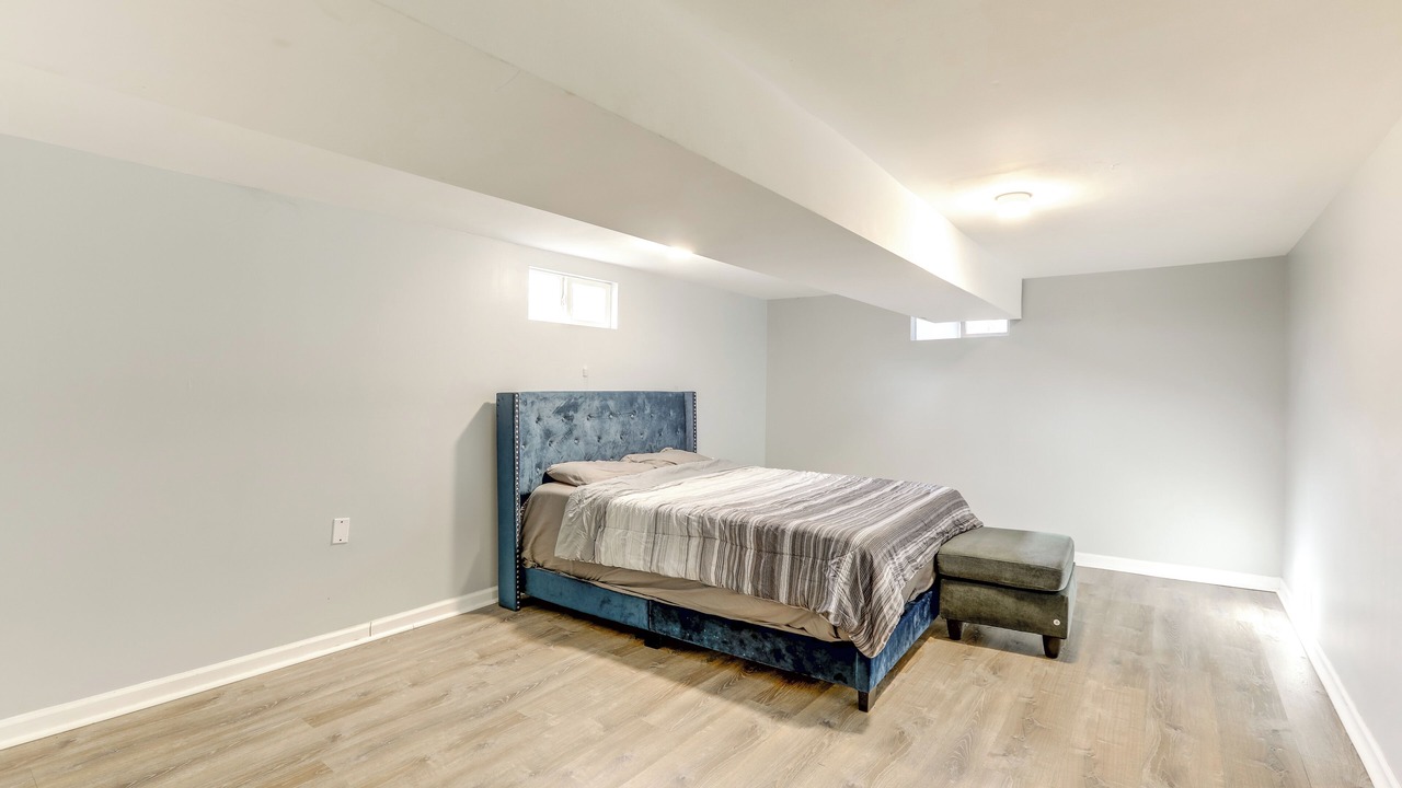 Photo of Bedroom in Newark