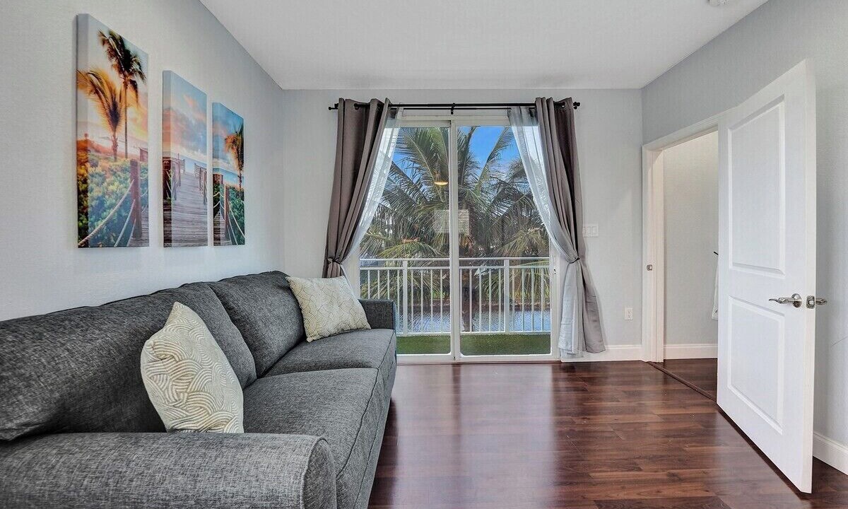 Photo of Livingroom in Fort Lauderdale
