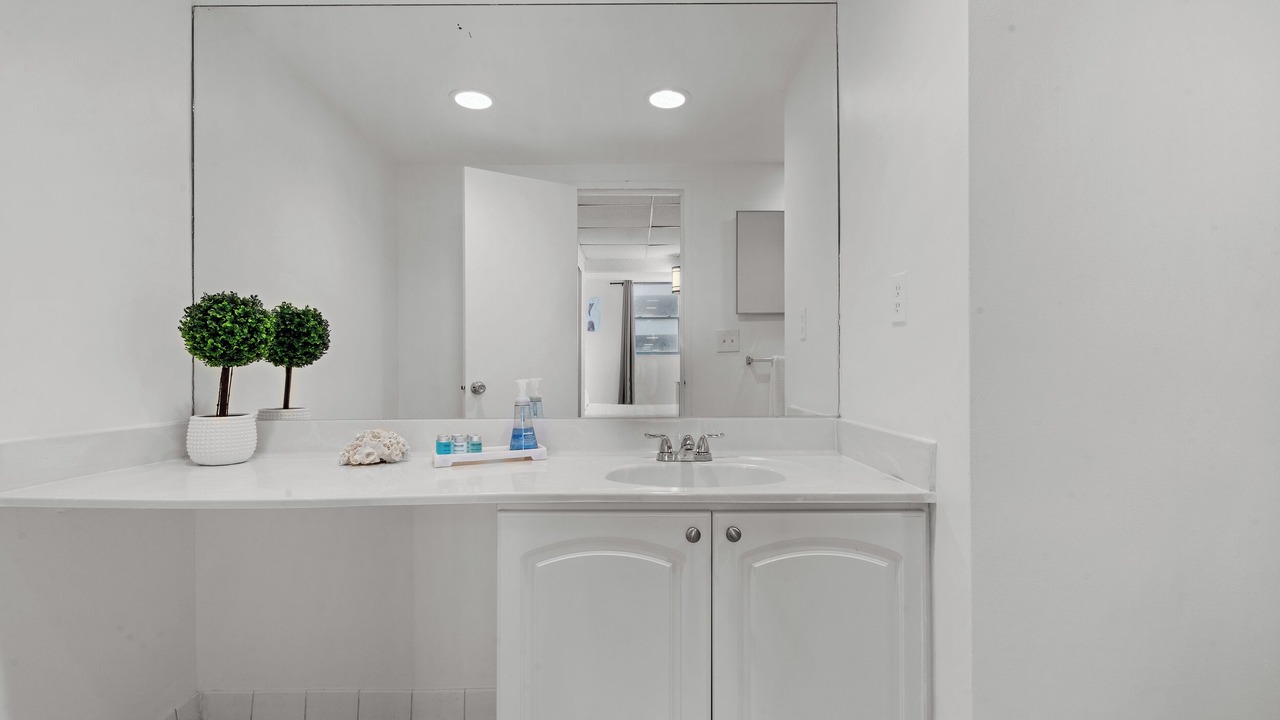 Photo of Bathroom in Hollywood South Central Beach