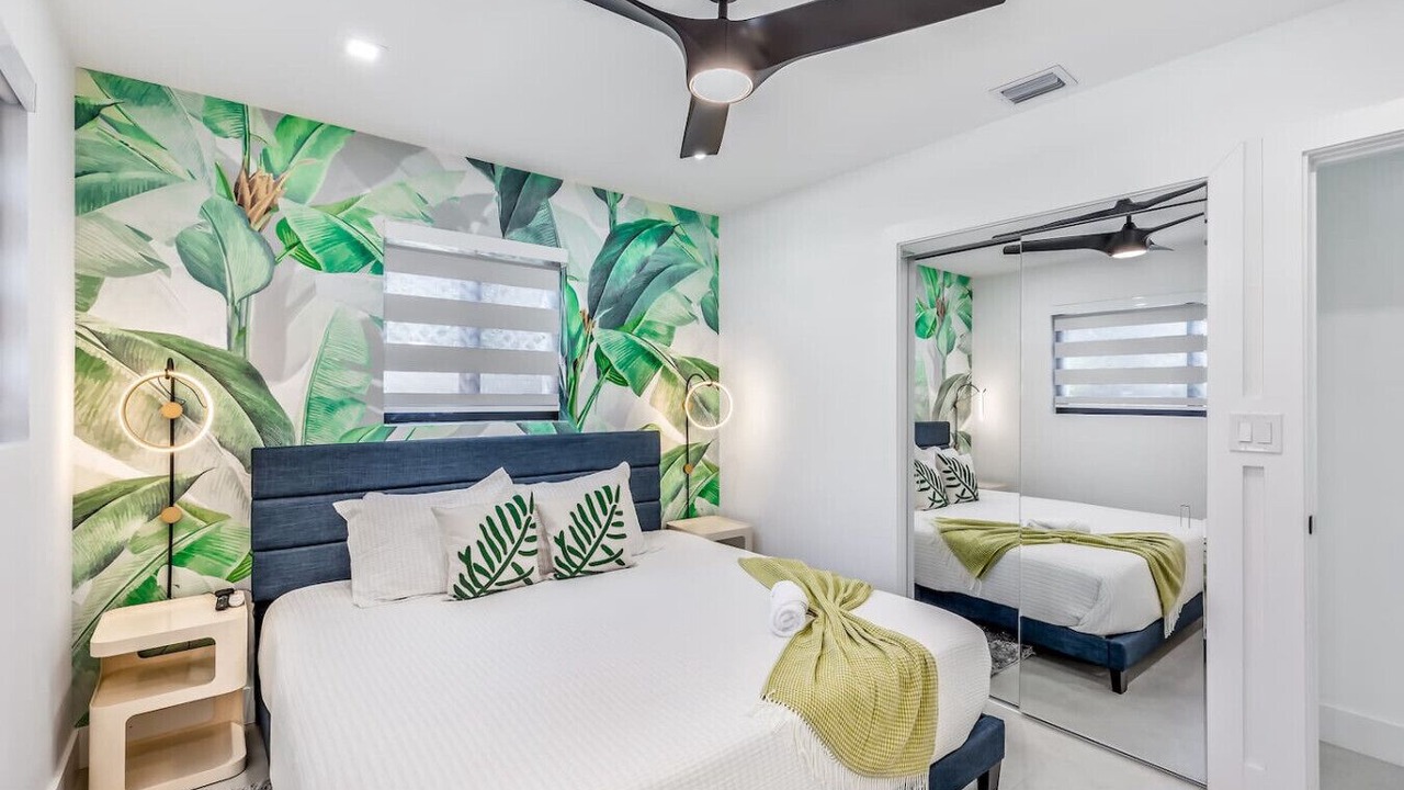Photo of Bedroom in Deerfield Beach