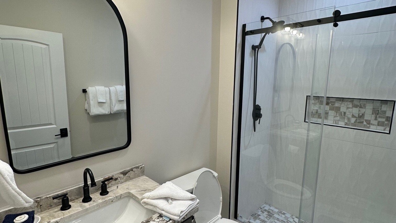 Photo of Bathroom in Edray