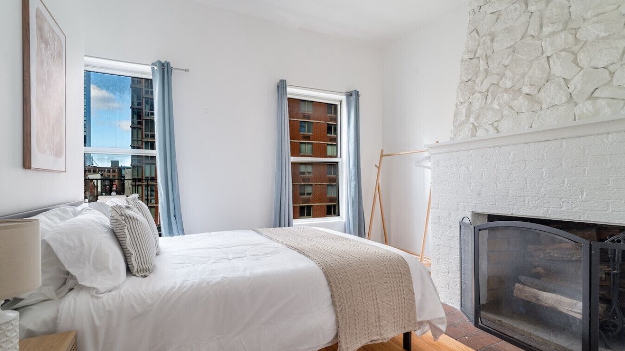 Photo of Bedroom in Garment District