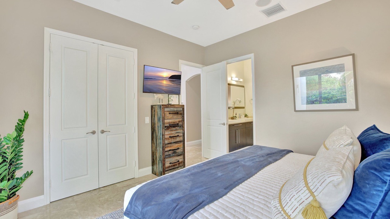 Photo of Bedroom in Dolphin Isles