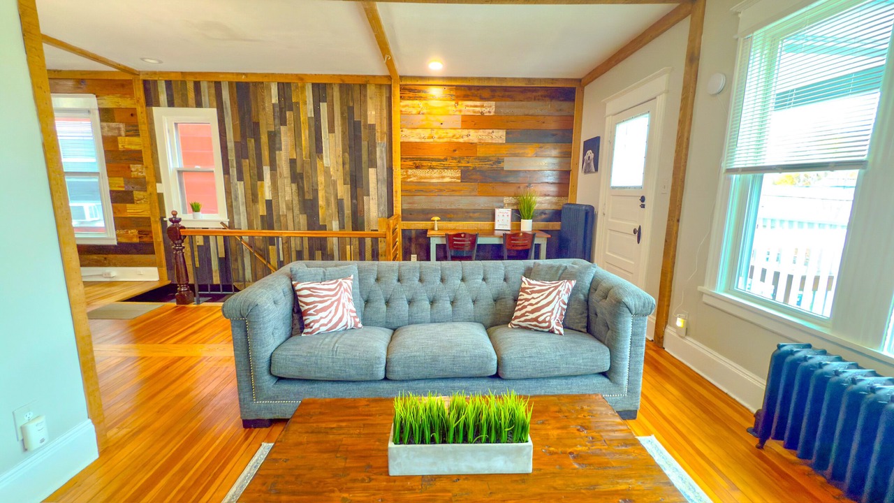 Photo of Livingroom in Albany