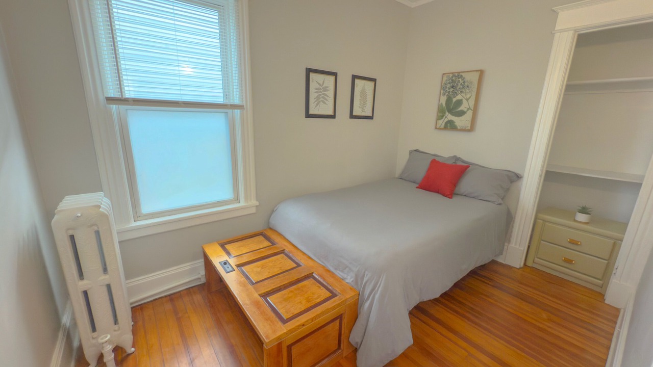 Photo of Bedroom in Albany