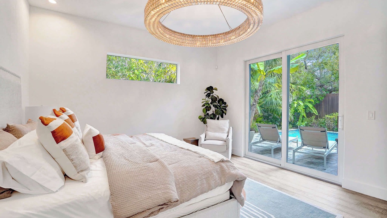 Photo of Bedroom in Poinsettia Heights