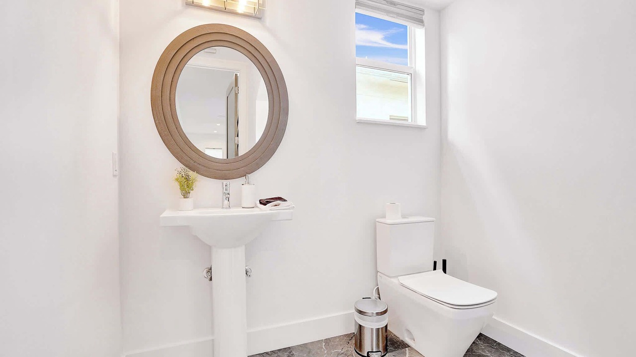 Photo of Bathroom in Poinsettia Heights
