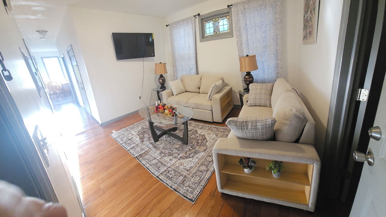 Photo of Livingroom in Greenville