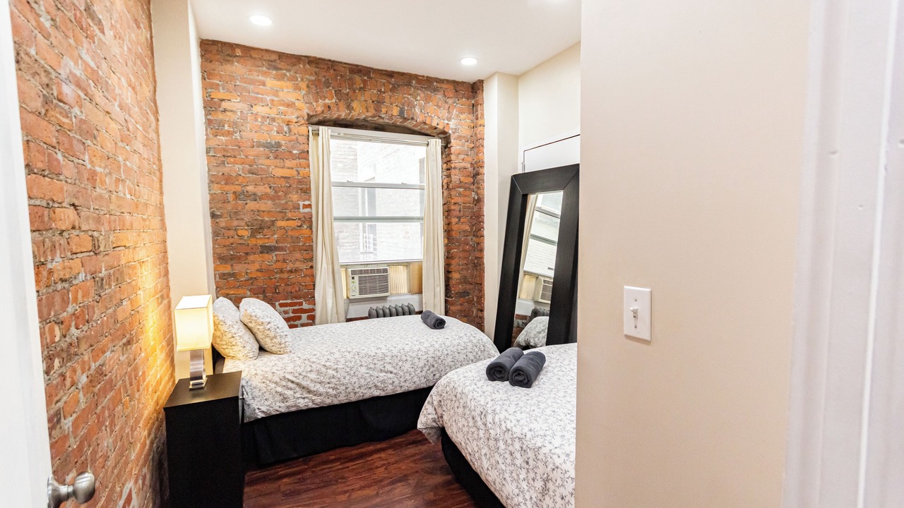 Photo of Bedroom in Koreatown