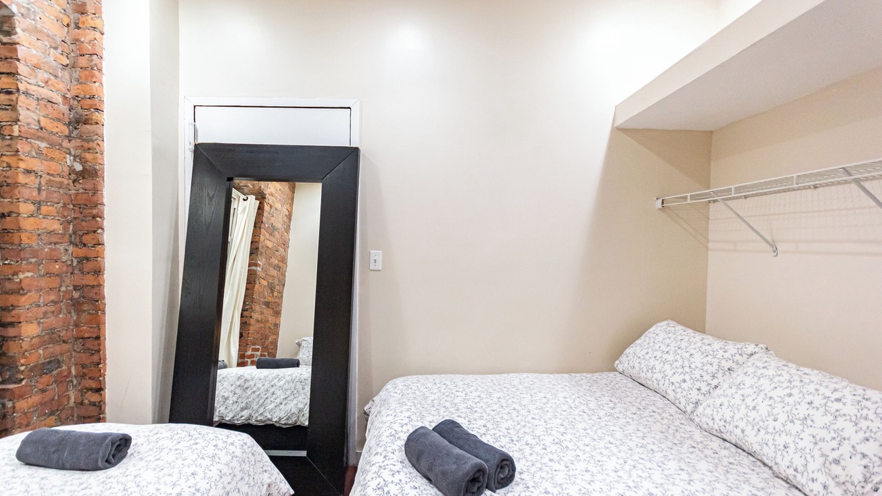 Photo of Bedroom in Koreatown
