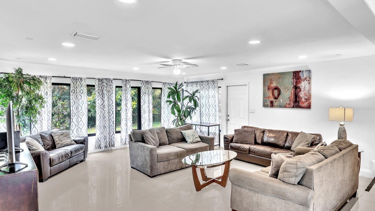Photo of Livingroom in Plantation