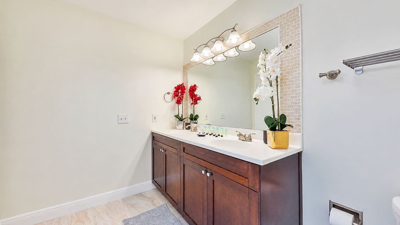 Photo of Bathroom in Ives Estates
