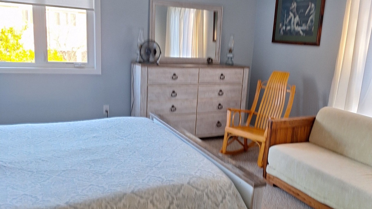 Photo of Bedroom in Country Club Estates