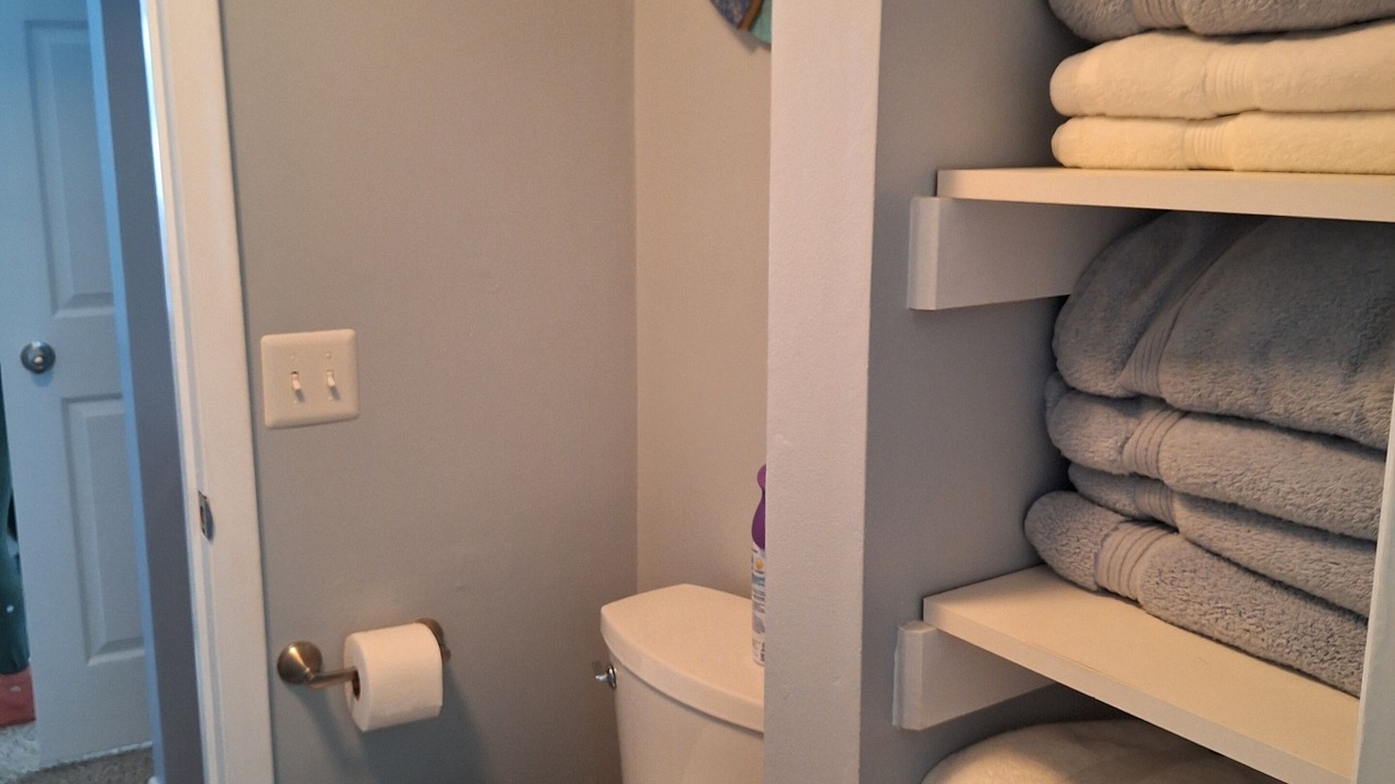 Photo of Bathroom in Country Club Estates