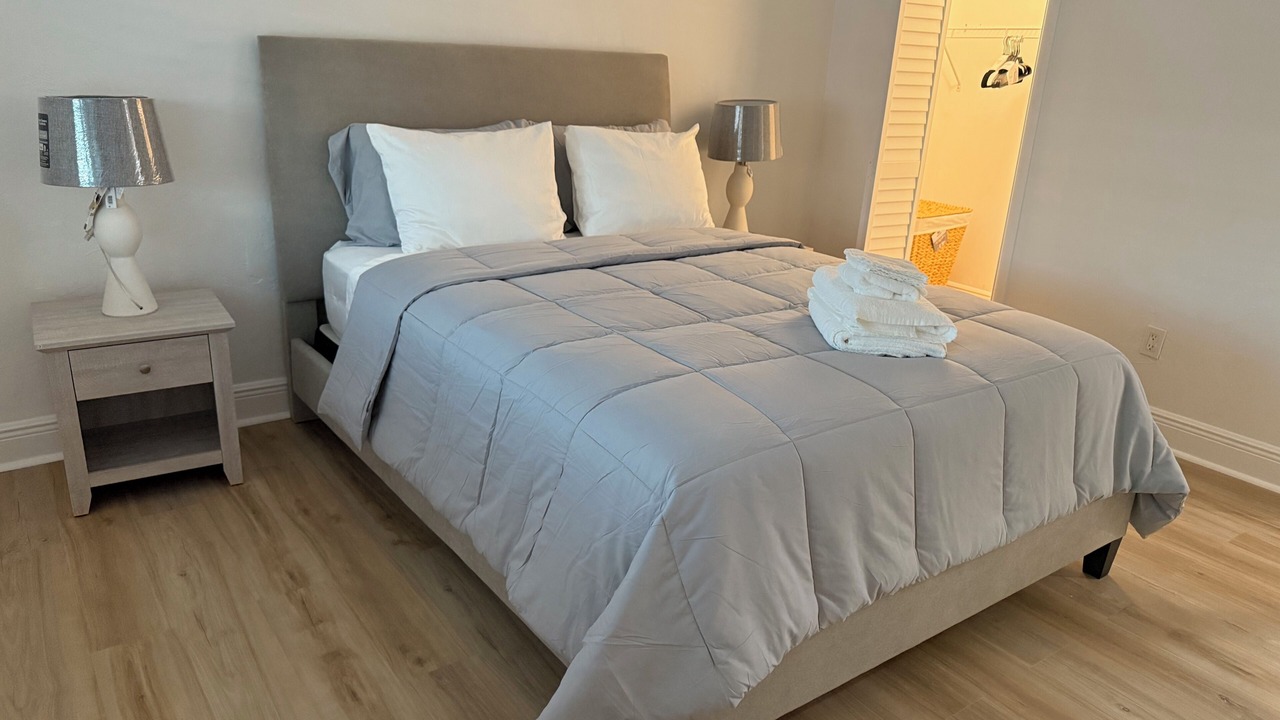 Photo of Bedroom in Imperial Point