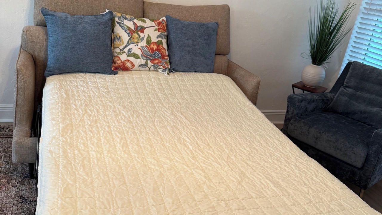 Photo of Bedroom in Imperial Point