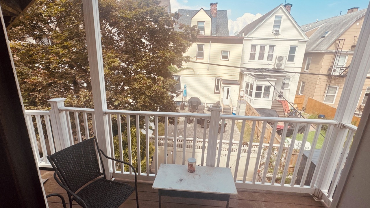 Photo of Patio Balcony in Weehawken