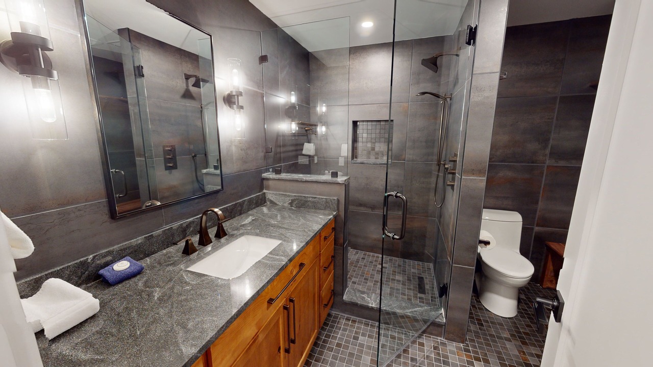 Photo of Bathroom in Snowshoe