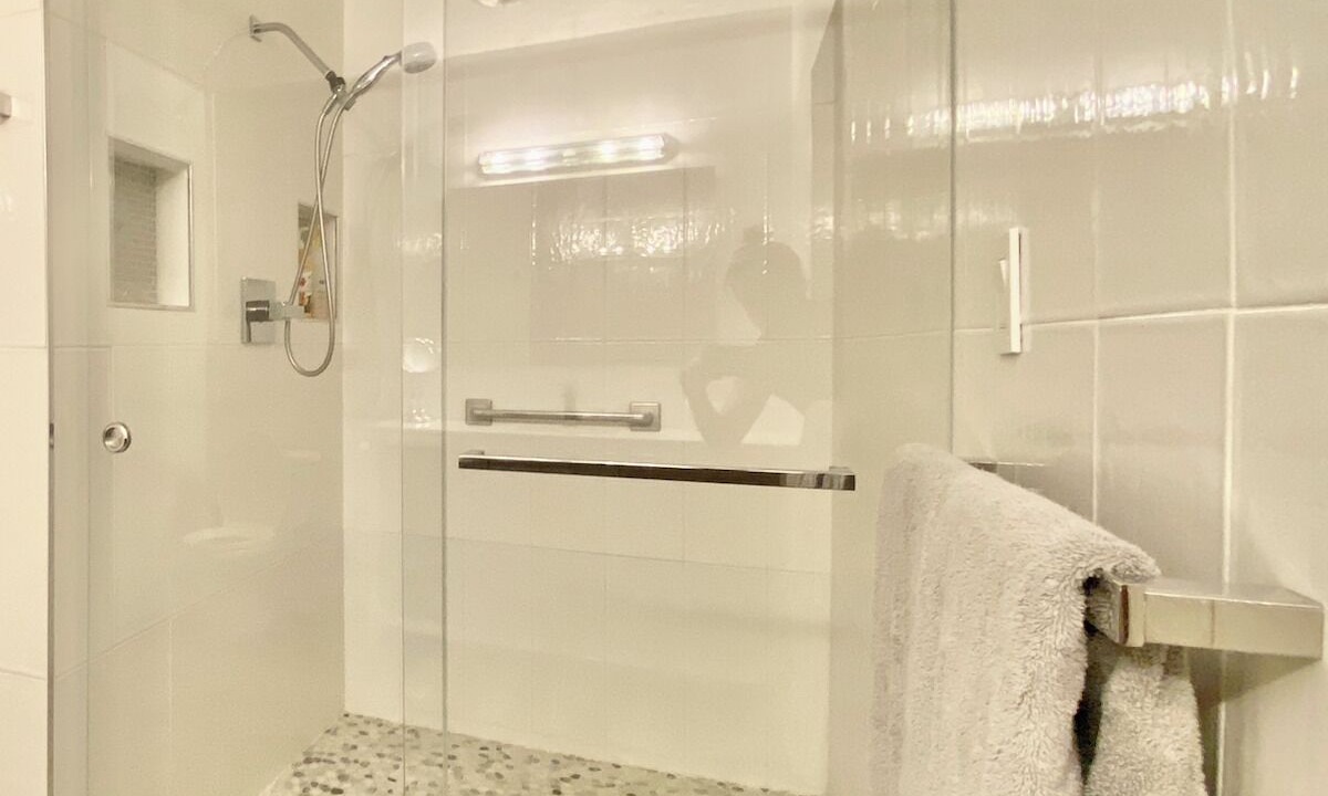 Photo of Bathroom in Northeast Miami
