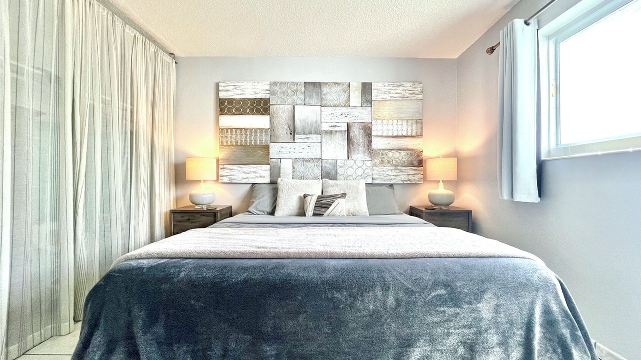 Photo of Bedroom in Northeast Miami