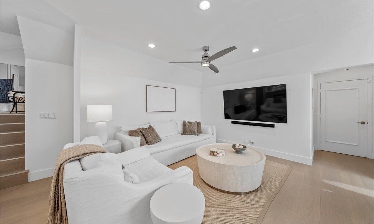 Photo of Livingroom in Colee Hammock