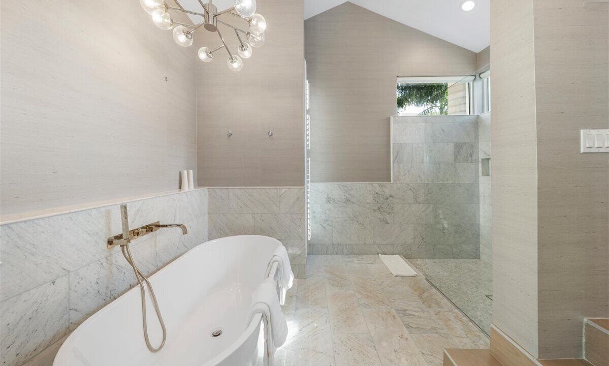 Photo of Bathroom in Colee Hammock
