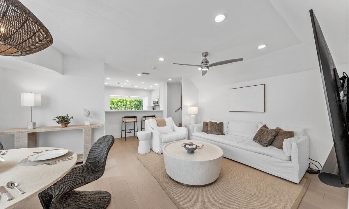 Photo of Livingroom in Colee Hammock