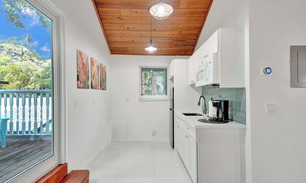 Photo of Kitchen in Sailboat Bend