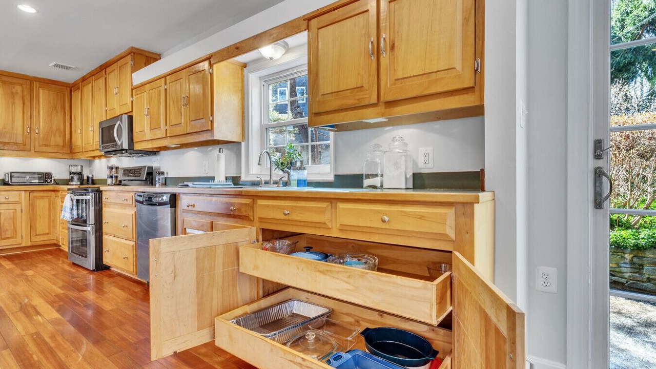 Photo of Kitchen in Chesapeake Beach