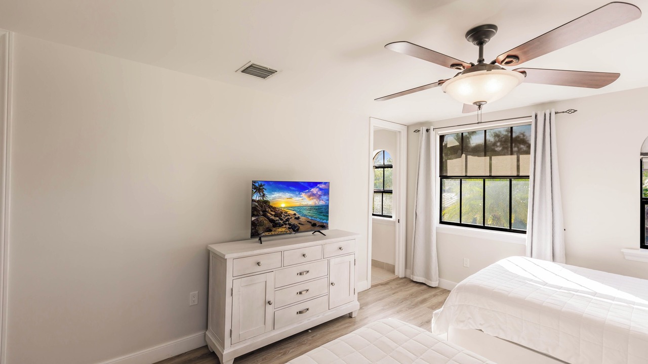 Photo of Bedroom in Tarpon River