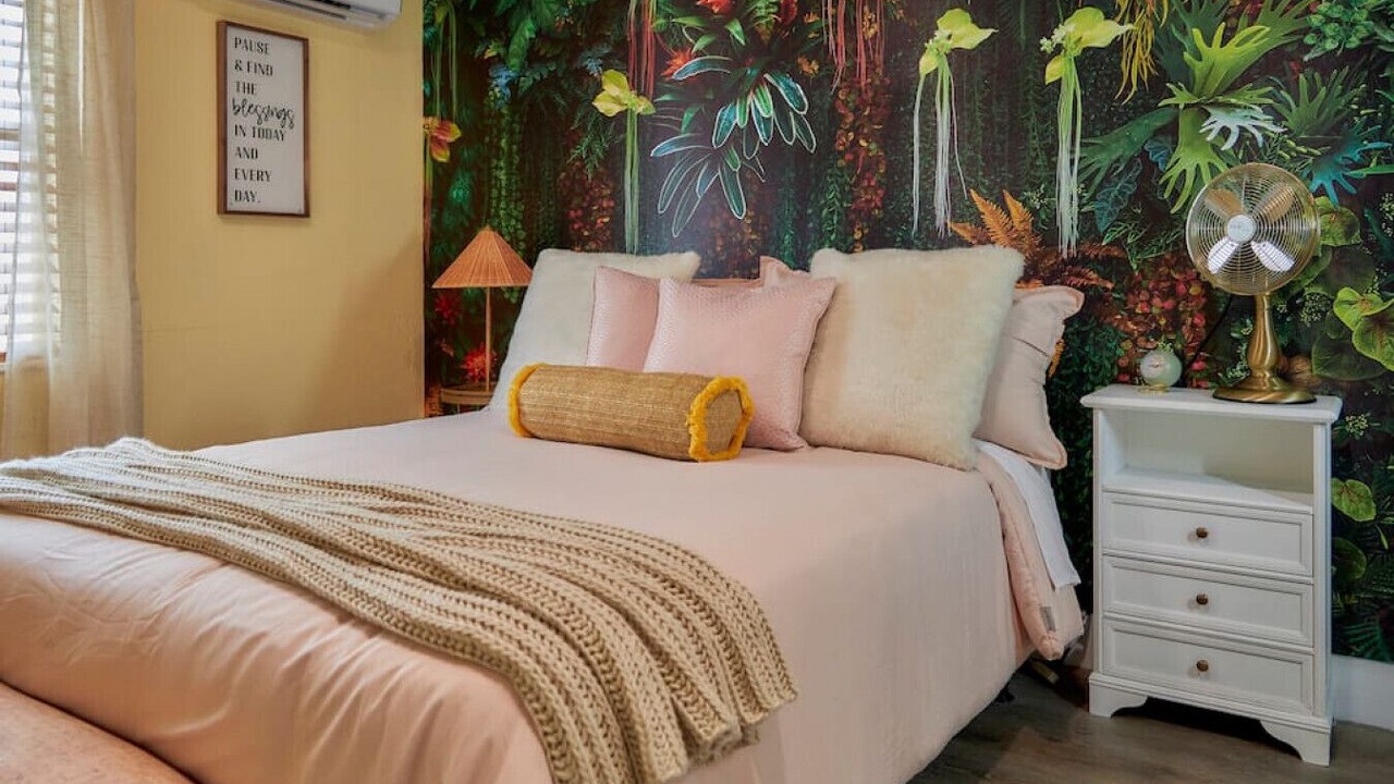 Photo of Bedroom in Hialeah