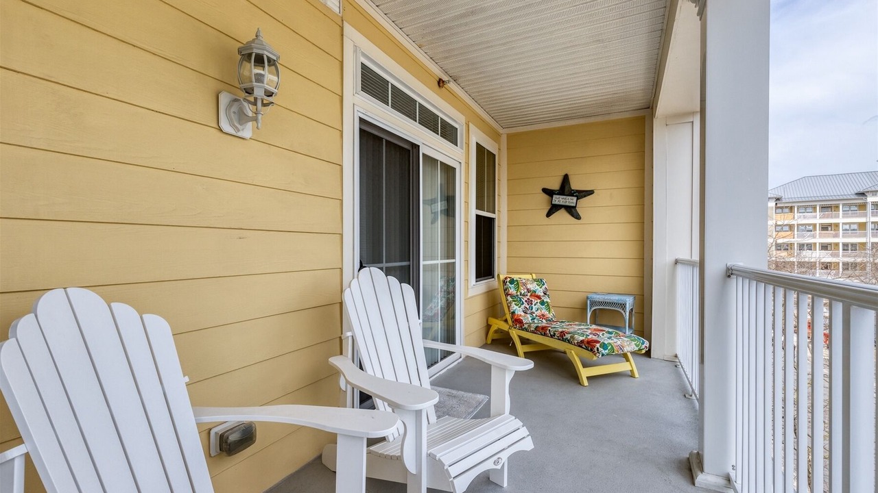 Photo of Patio Balcony in Sunset Island