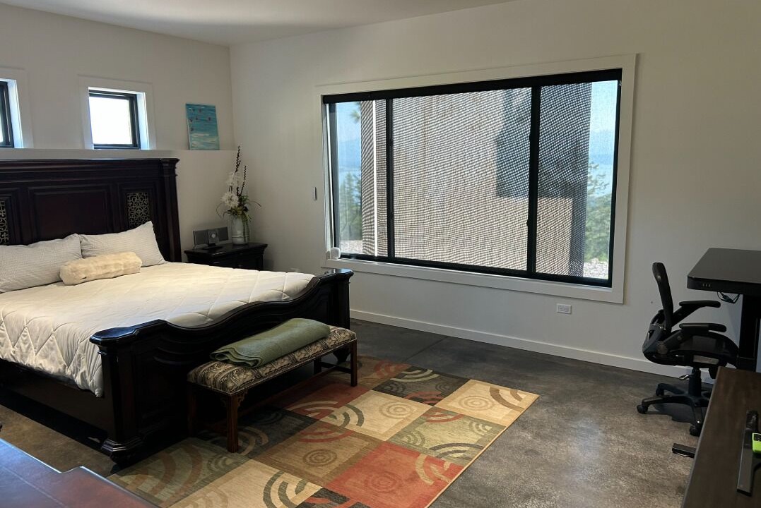 Photo of Bedroom in Lakeside