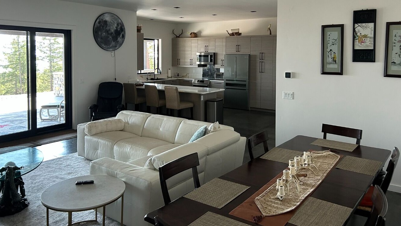 Photo of Livingroom in Lakeside
