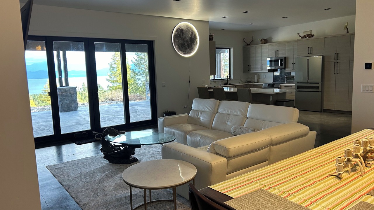 Photo of Livingroom in Lakeside