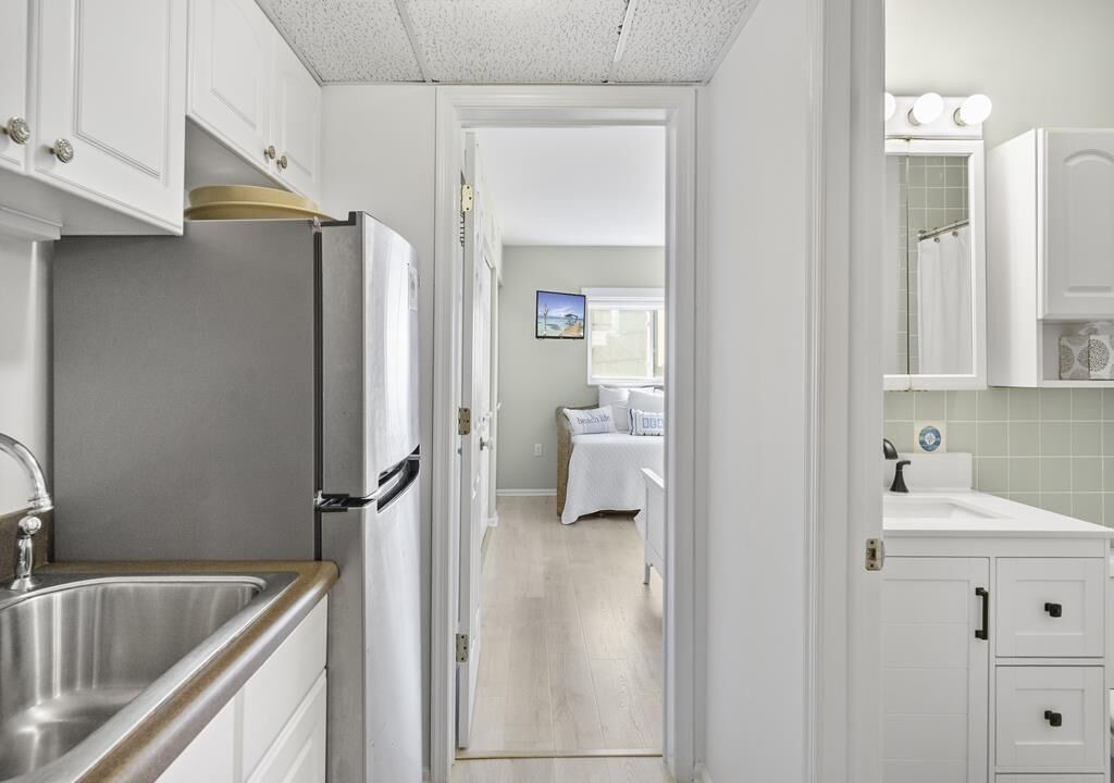 Photo of Bedroom in Admiral Estates