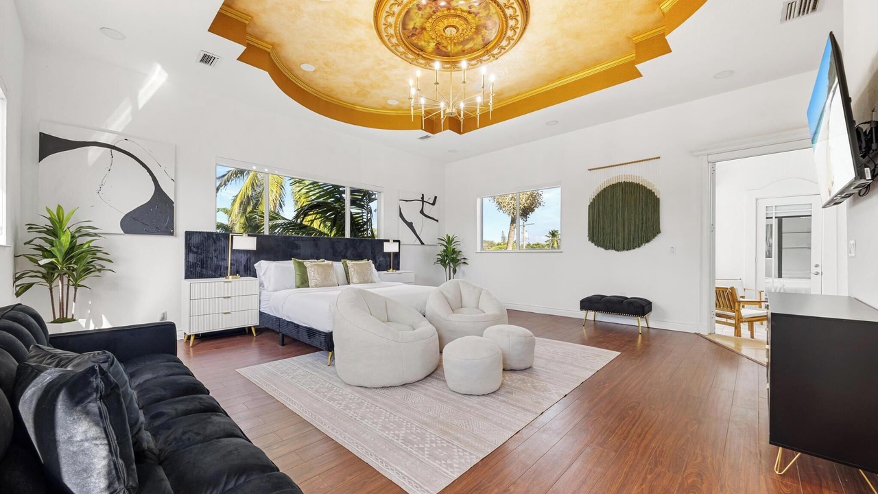 Photo of Bedroom in Miami Shores