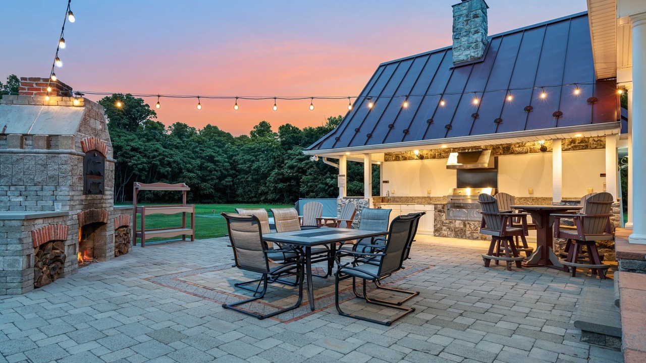 Photo of Outdoor in Warwick