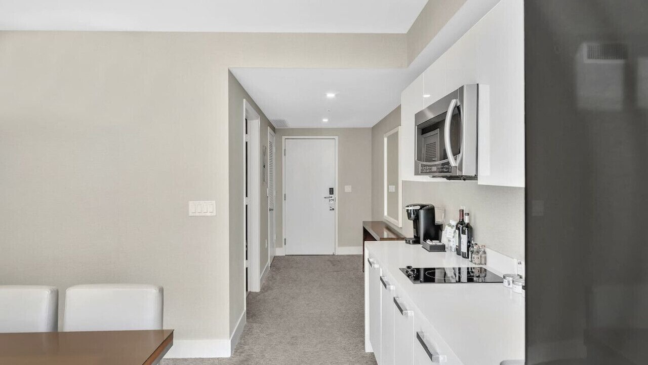 Photo of Kitchen in Bay Harbor Islands