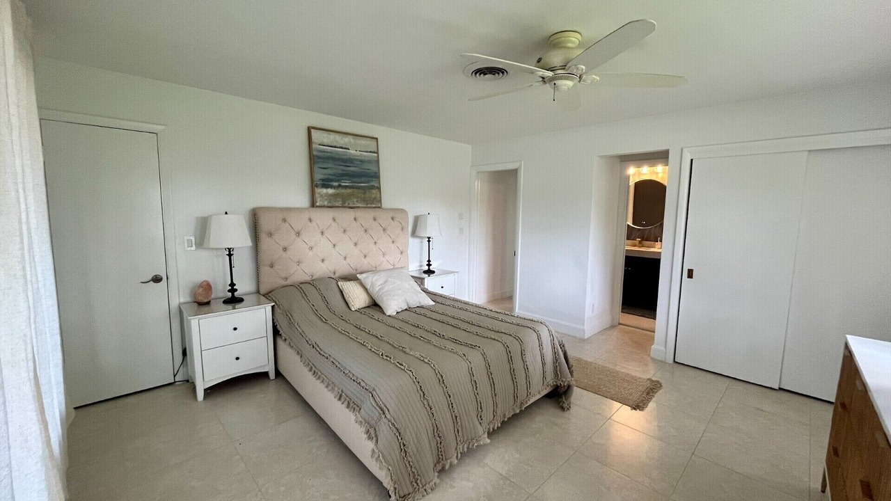 Photo of Bedroom in Deerfield Beach