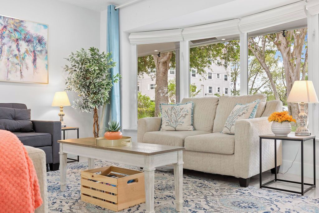 Photo of Bedroom in Coral Ridge Isles